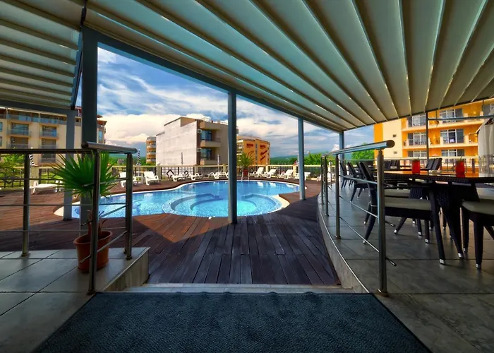 Ξενοδοχείο свети николай Πριμόρσκο