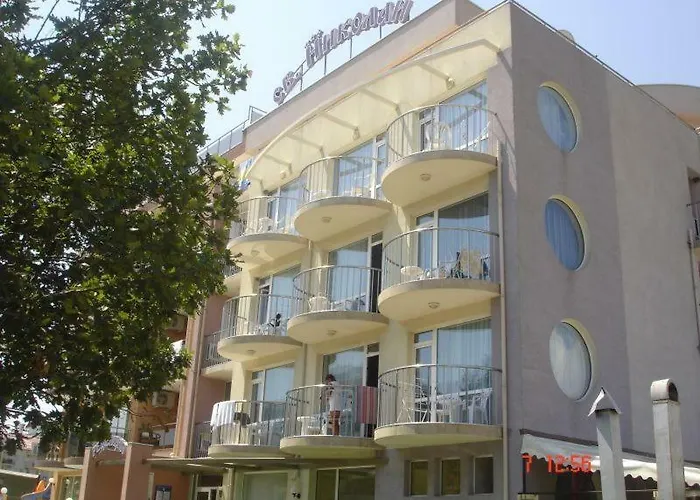 свети николай 3* Πριμόρσκο